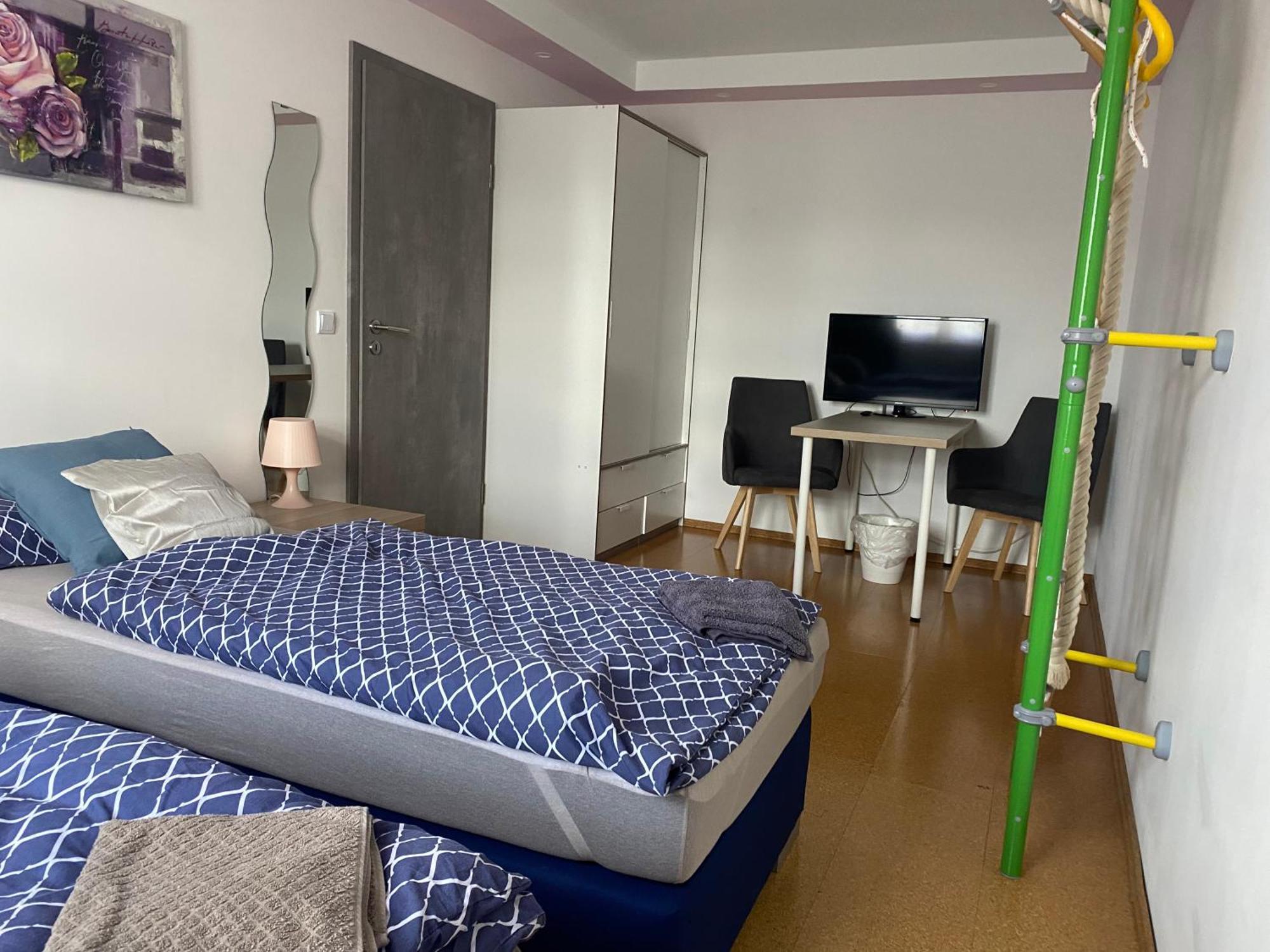 Ruhiges Zimmer Im Gasthaus Essen Exterior photo