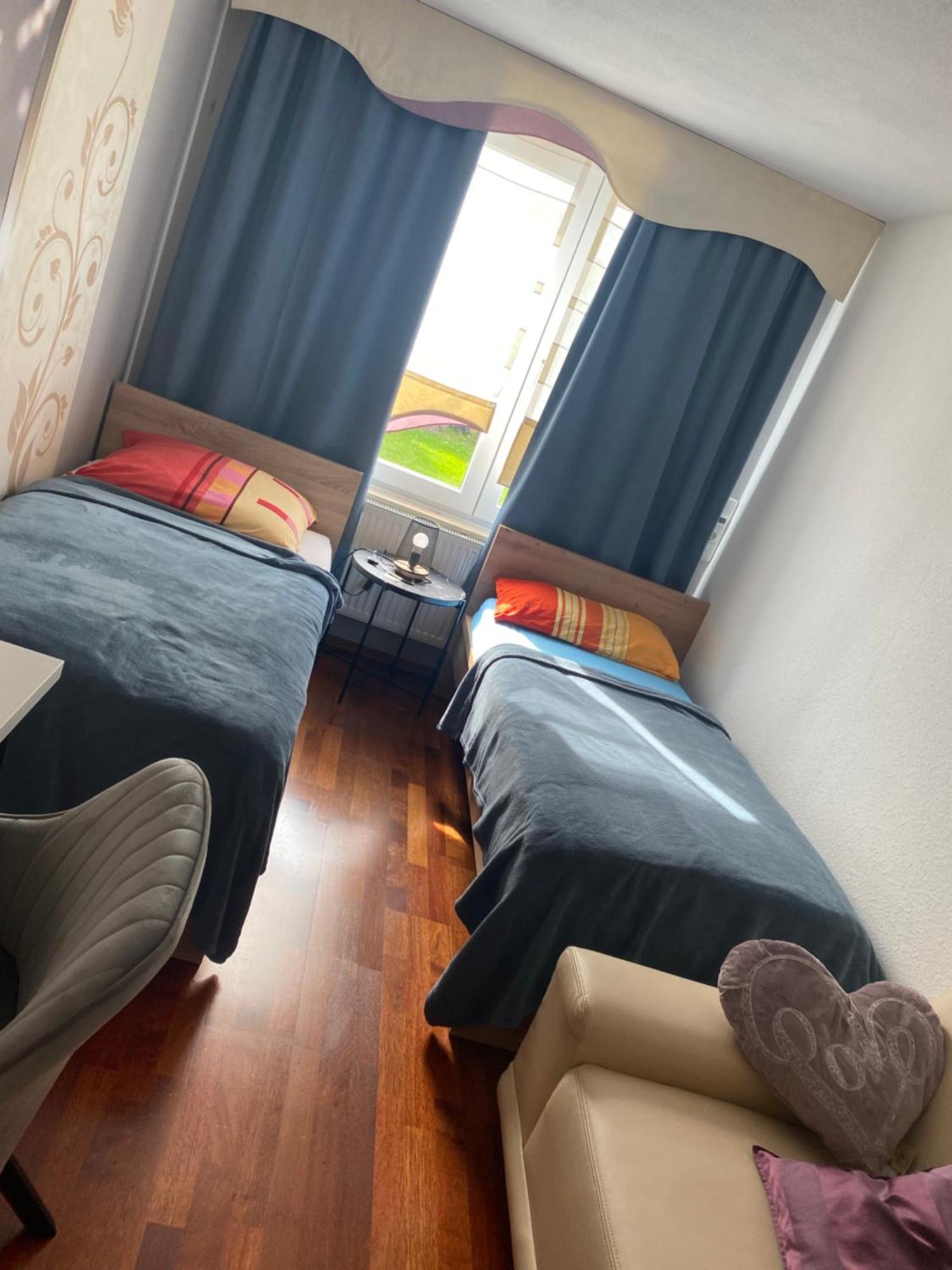 Ruhiges Zimmer Im Gasthaus Essen Exterior photo
